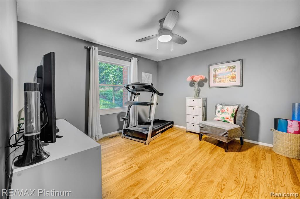 9003 SPENCER Court, Brighton, MI 48116 — Photo 25