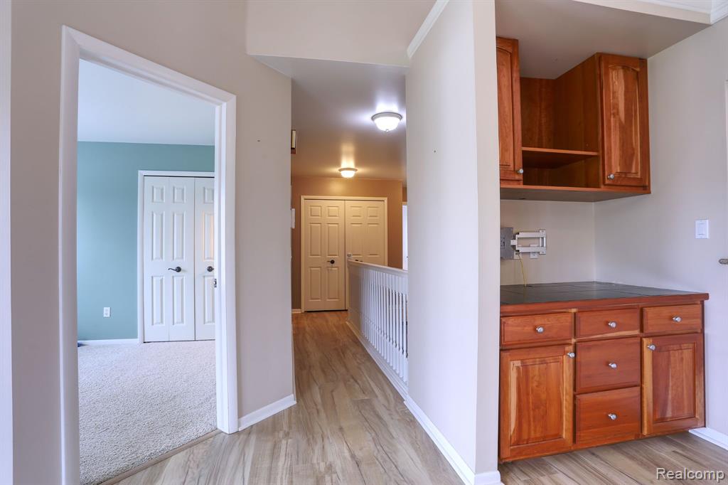 6470 Stonehearth Pass, Grand Blanc, MI 48439 — Photo 12
