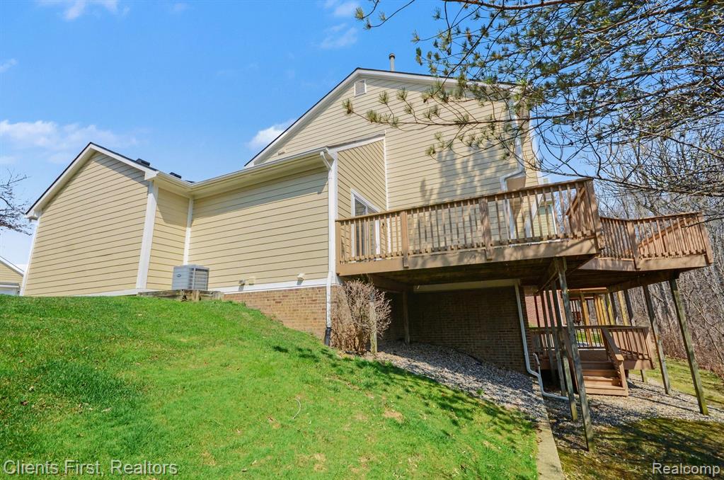 41450 Cornell Drive, Novi, MI 48377 — Photo 27