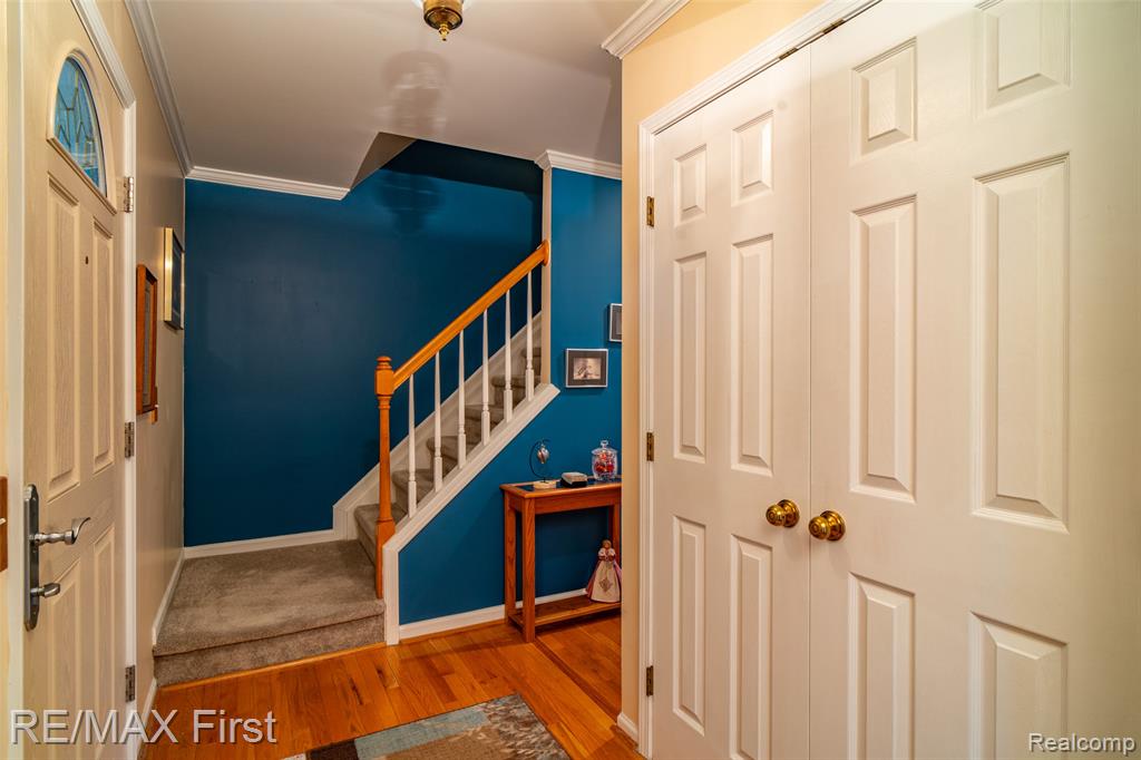6676 Lambeth Way, Canton, MI 48187 — Photo 8