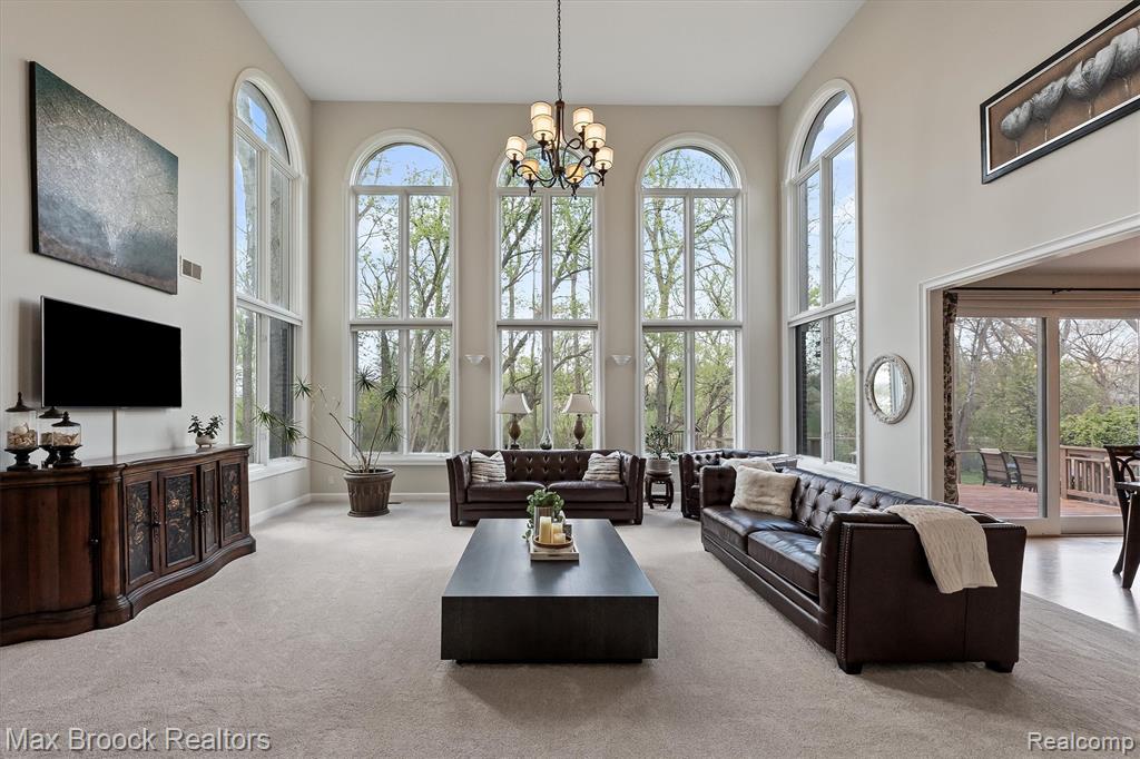 398 Shrewsbury Drive, Clarkston, MI 48348 — Photo 11