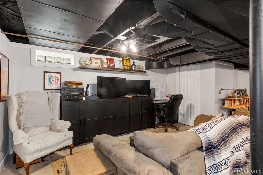 606 N Dorchester Avenue, Royal Oak, MI 48067 — Photo 25