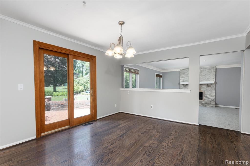9025 Muirland Drive, Plymouth, MI 48170 — Photo 12