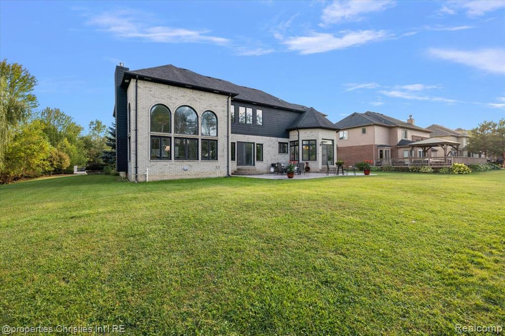 58 INGRAM Drive, Troy, MI 48098 — Photo 13