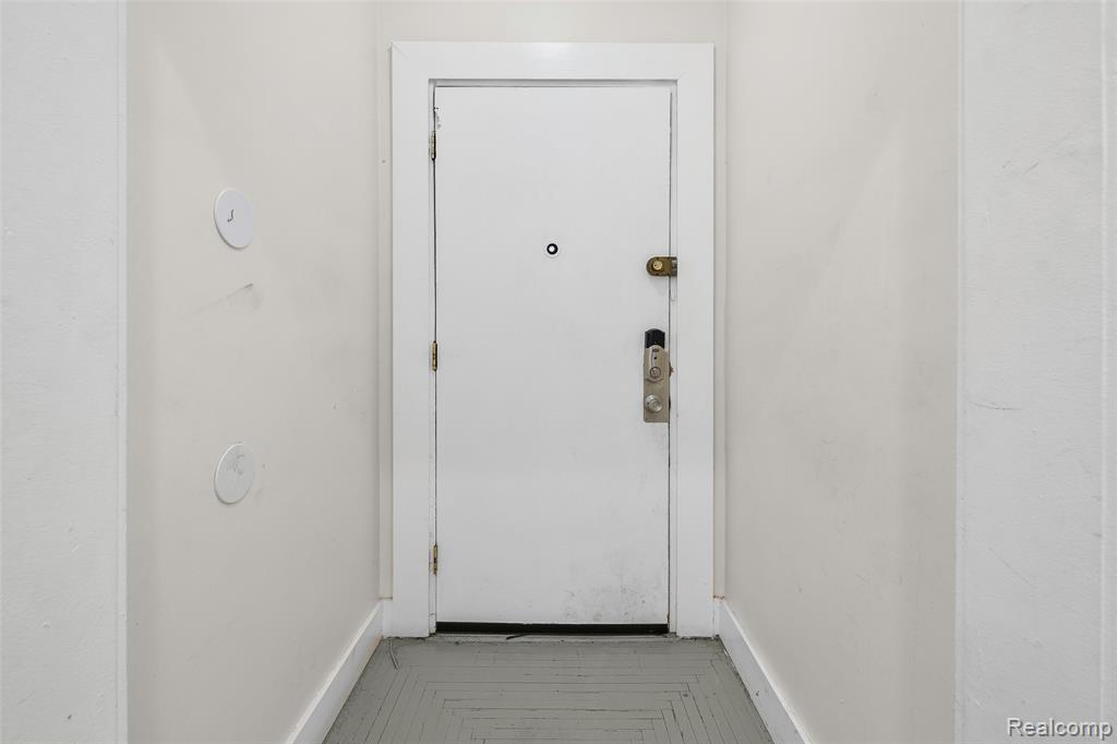 280 Hague Street, Detroit, MI 48202 — Photo 6