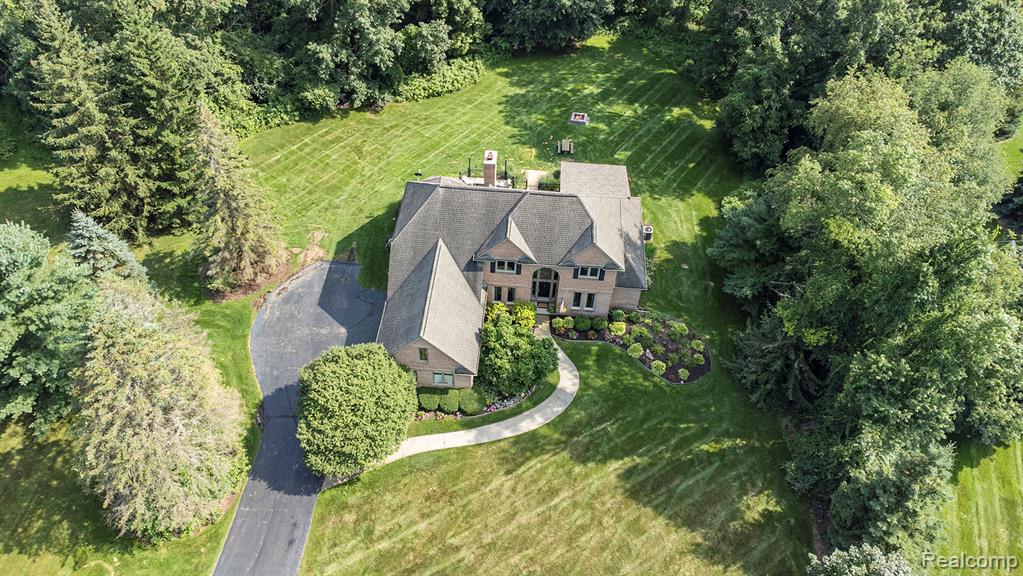 5895 Meadows Drive, Clarkston, MI 48348 — Photo 48