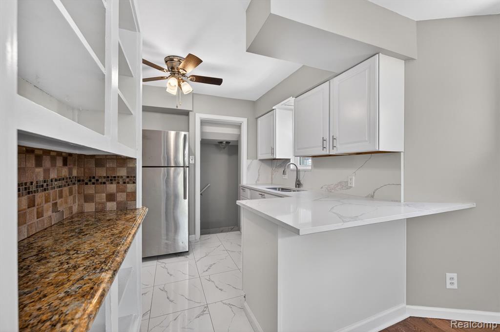 1781 Brys Drive, Grosse Pointe Woods, MI 48236 — Photo 12
