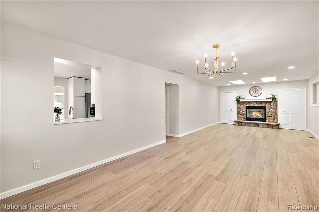 1938 Beverly Street, Keego Harbor, MI 48320 — Photo 30