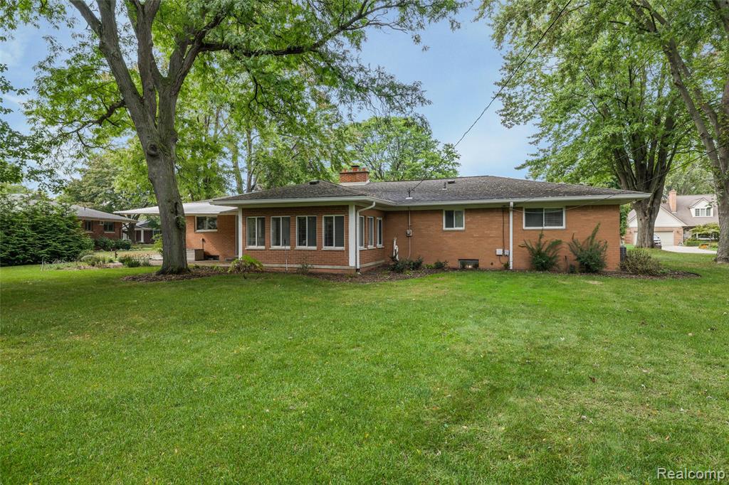 31698 Southview Street, Beverly Hills, MI 48025 — Photo 39