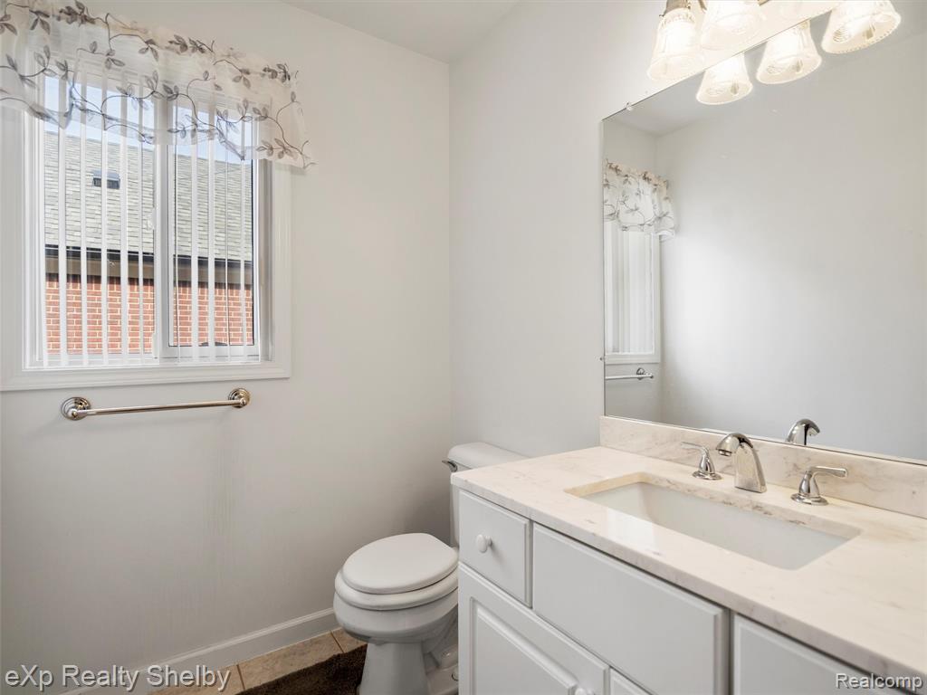 49088 Lehr Drive, Macomb, MI 48044 — Photo 28
