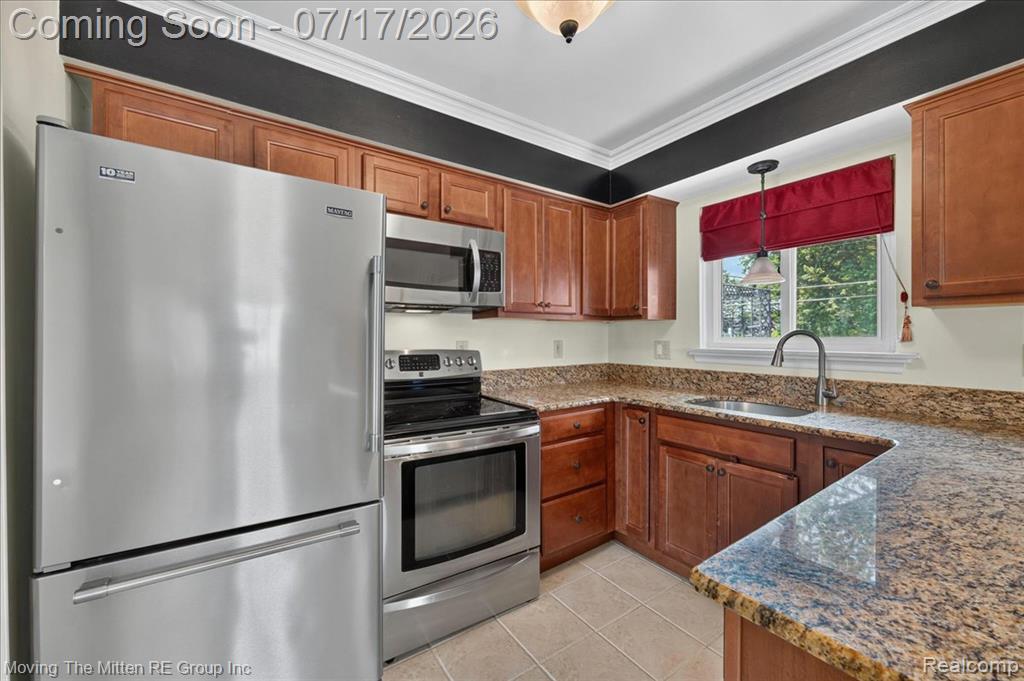 648 S Dowling Street, Westland, MI 48186 — Photo 10
