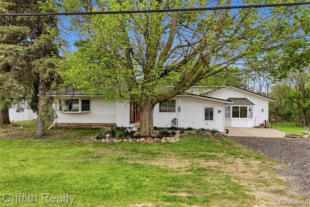 9198 Silver Lake Road, Linden, MI 48451 — Photo 44