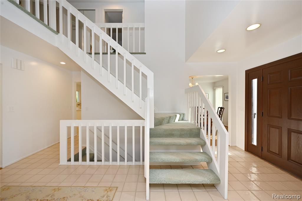 6020 Orchard Ridge Court, West Bloomfield, MI — Photo 23