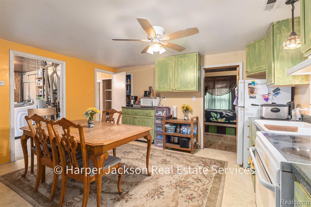 5621 Beard Road, Byron, MI 48418 — Photo 9