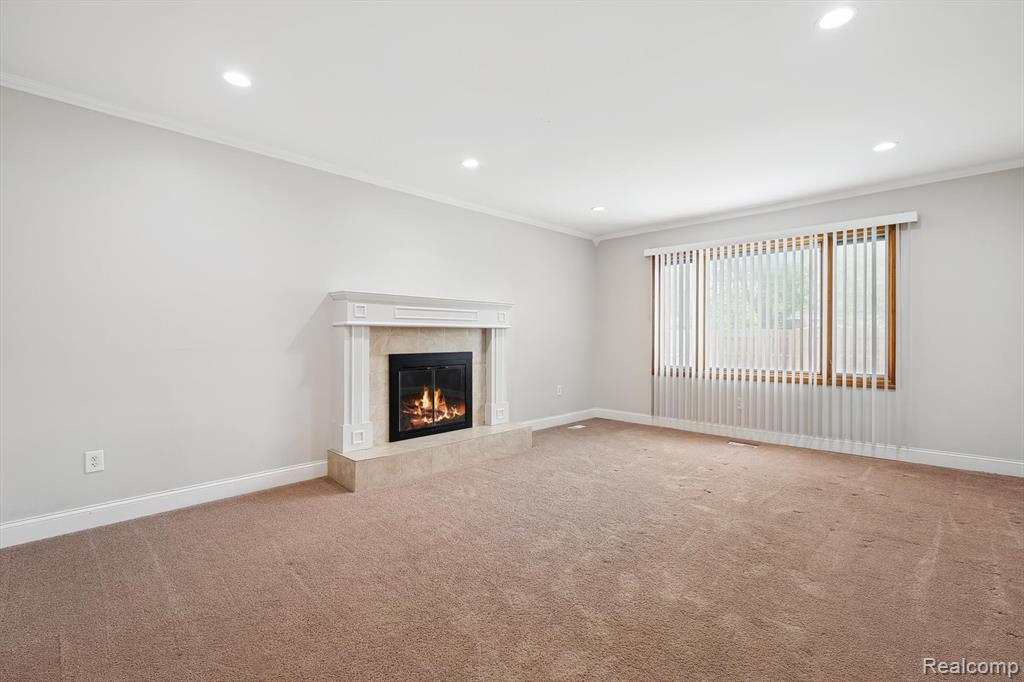 7302 PARKWAY Court, Canton, MI 48187 — Photo 16
