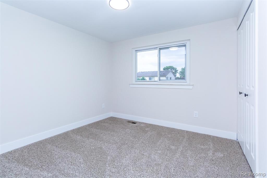 46376 Meadow Lane, Macomb, MI 48044 — Photo 22