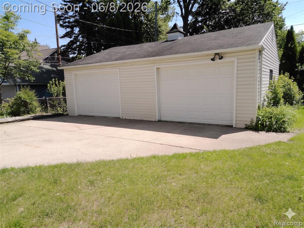 619 S Gainsborough Avenue, Royal Oak, MI 48067 — Photo 21