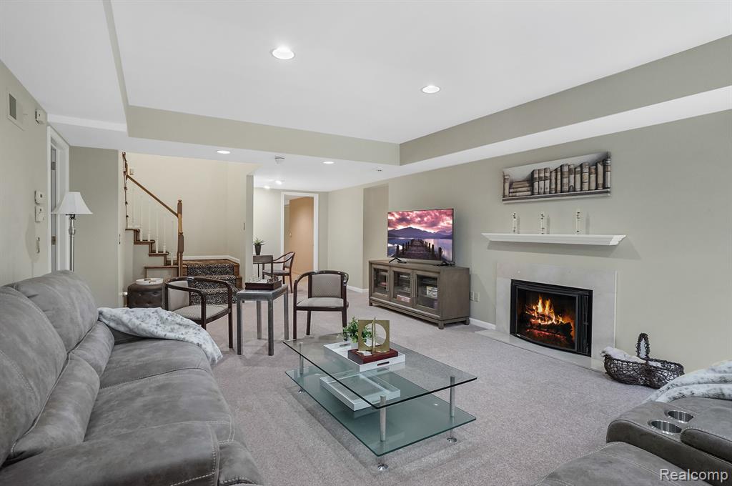 72 Vaughan Ridge Road, Bloomfield Hills, MI 48304 — Photo 46
