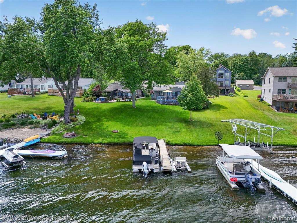 5854 Bullard Road, Fenton, MI 48430 — Photo 39