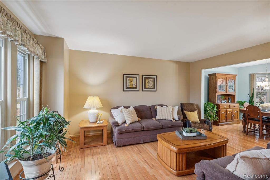 45303 CLAYMORE Drive, Canton, MI 48187 — Photo 8