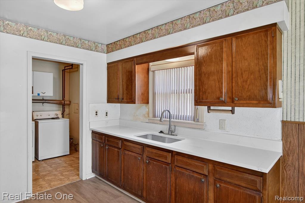 7420 Drexel Street, Dearborn Heights, MI 48127 — Photo 11