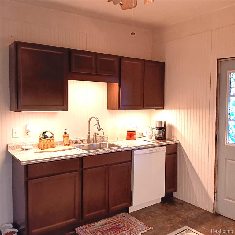 3739 Main Street N, Akron, MI 48701 — Photo 17