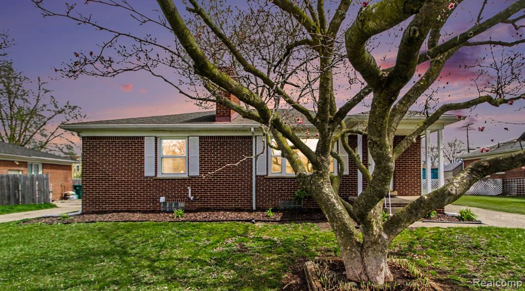 385 Devonshire Street, Ypsilanti, MI 48198 — Photo 30