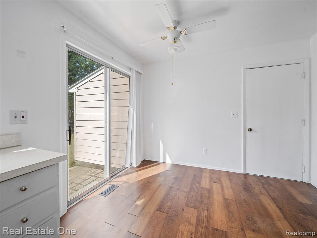 796 Devonshire Boulevard, Brighton, MI 48116 — Photo 8