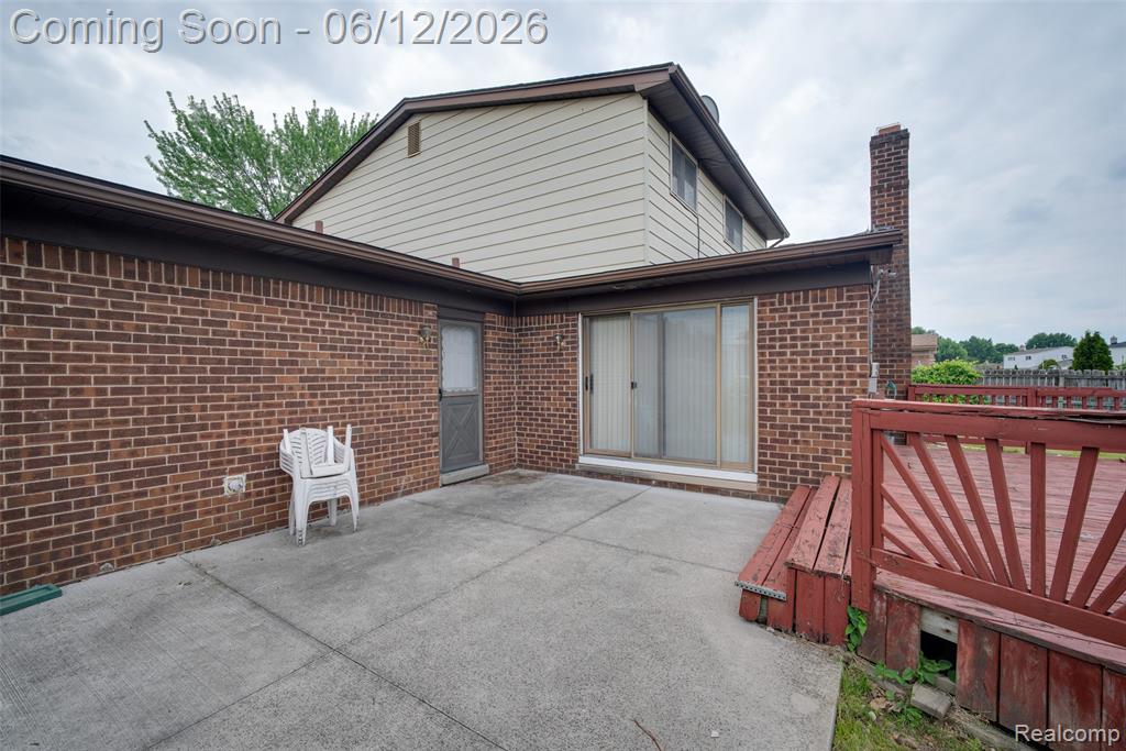 5061 Temple Drive, Sterling Heights, MI 48310 — Photo 33