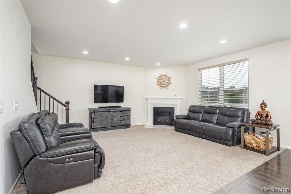 2391 Findley Circle, Lake Orion, MI — Photo 6