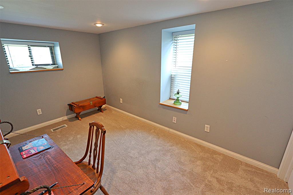 412 E Shore Drive, Whitmore Lake, MI 48189 — Photo 32