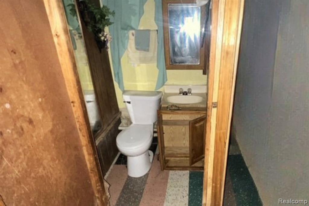 12705 Beaverland Street, Detroit, MI 48223 — Photo 8
