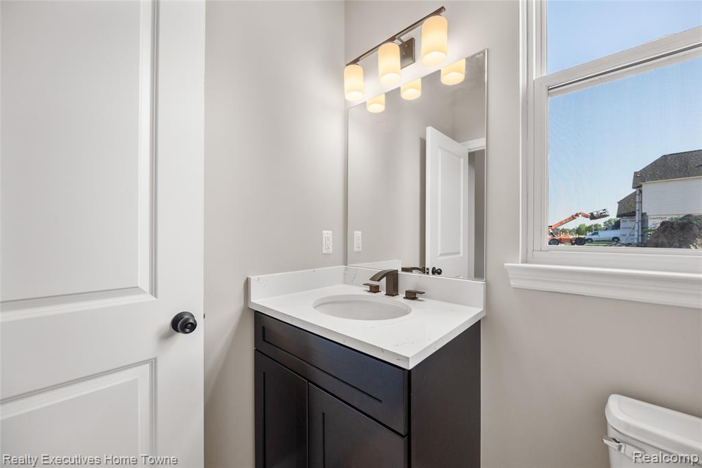 50733 MISTWOOD Drive, Macomb, MI 48042 — Photo 13