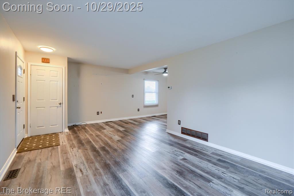 9414 Parkwood N, Davison, MI 48423 — Photo 11