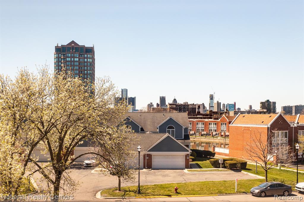 250 E HARBORTOWN Drive, 303, Detroit, MI 48207 — Photo 6