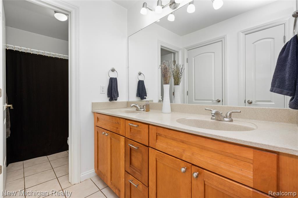 13445 Millie Court, Holly, MI 48442 — Photo 41