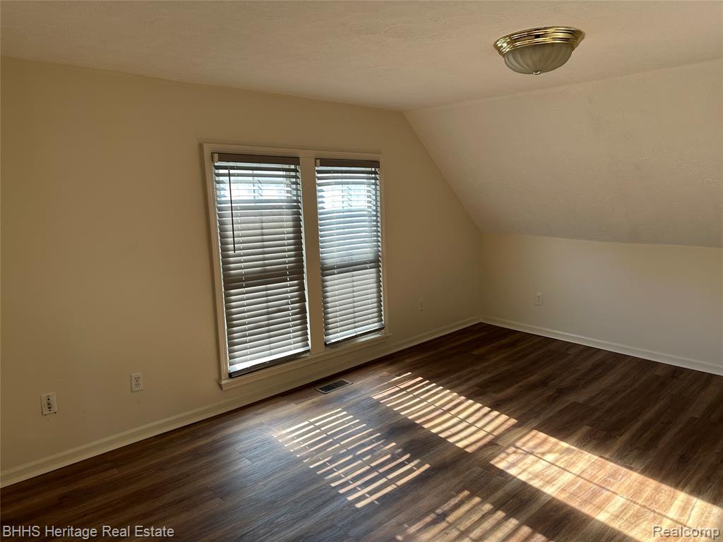 823 Alger Street, Howell, MI 48843 — Photo 16