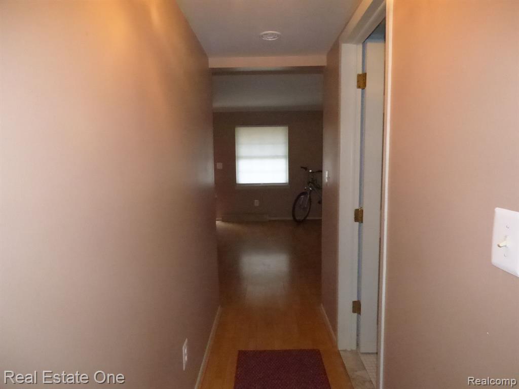 202 Princeton Drive, South Lyon, MI 48178 — Photo 20