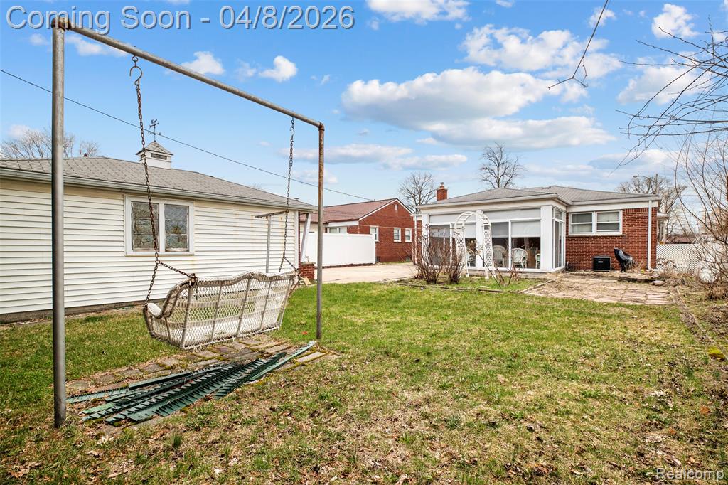30240 Rush Street, Garden City, MI — Photo 27
