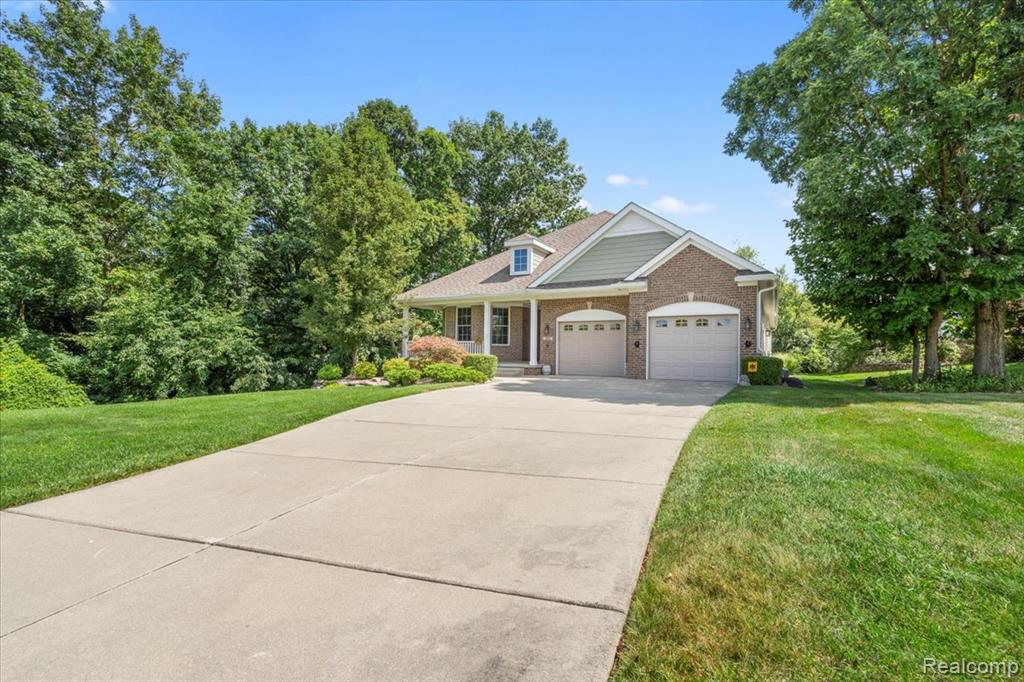 354 Pembroke Drive, Saline, MI 48176 — Photo 2