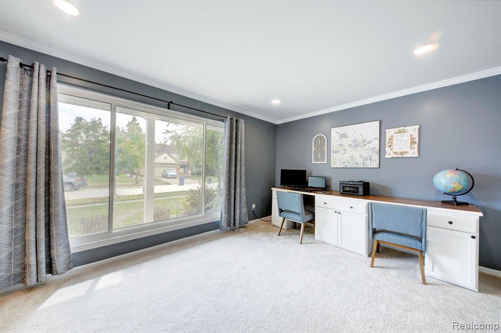 46500 E Oak Manor Court, Canton, MI 48187 — Photo 9