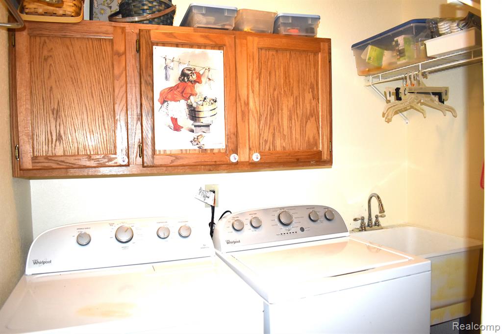 1043 CURZON Street, Howell, MI 48843 — Photo 13