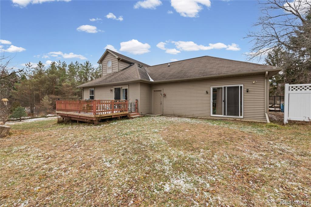 8095 Torrey Road, Mundy, MI 48439 — Photo 23