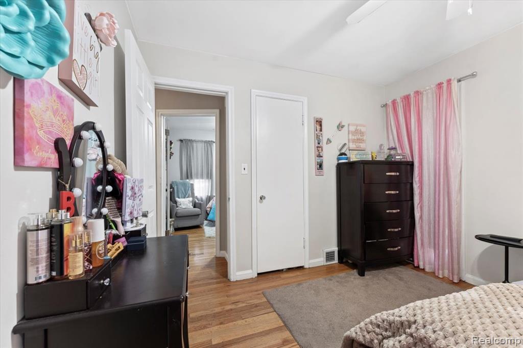 9825 Carter Avenue, Allen Park, MI 48101 — Photo 16