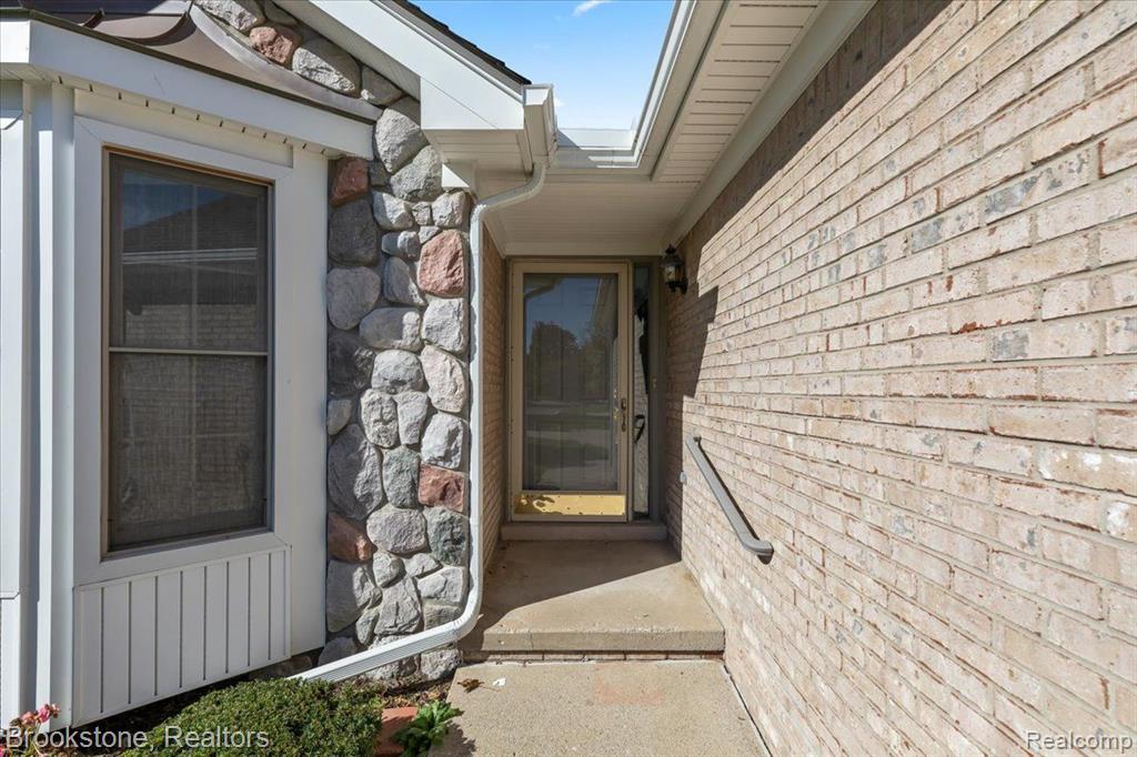 42172 Tonquish Court, Canton, MI 48187 — Photo 6