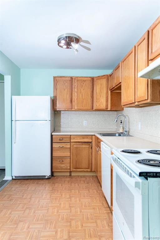 31993 W 12 Mile Road, 109, Farmington, MI 48334 — Photo 8