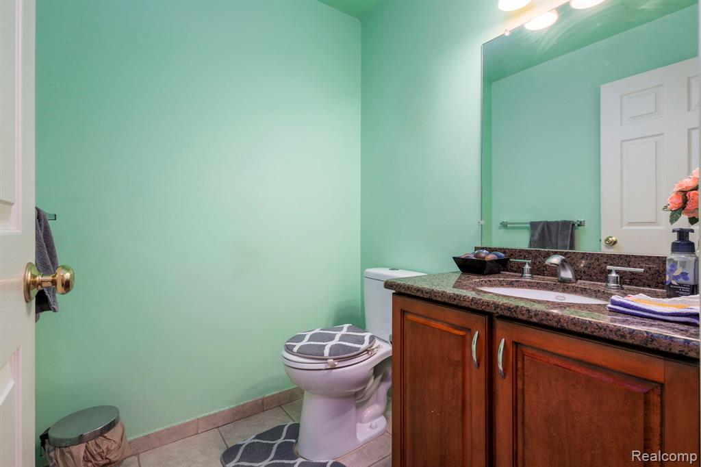 461 Tanner Drive, Troy, MI 48085 — Photo 17