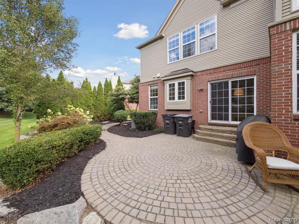 49018 Freestone Drive, Northville, MI 48168 — Photo 47