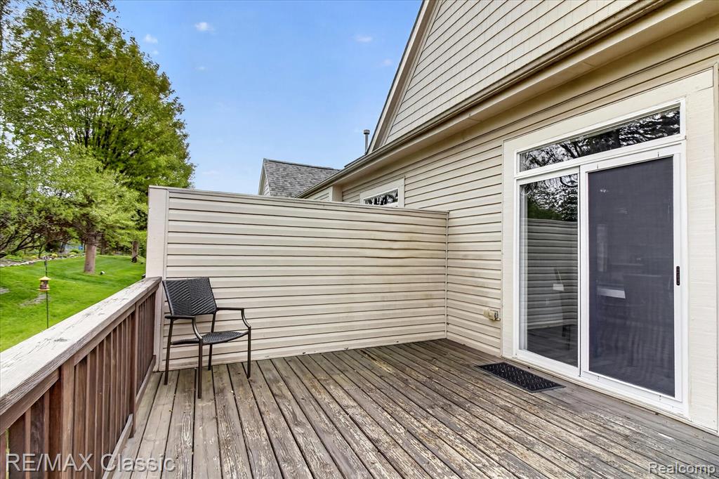 2298 Calibouge, 32, Commerce Twp, MI 48382 — Photo 33