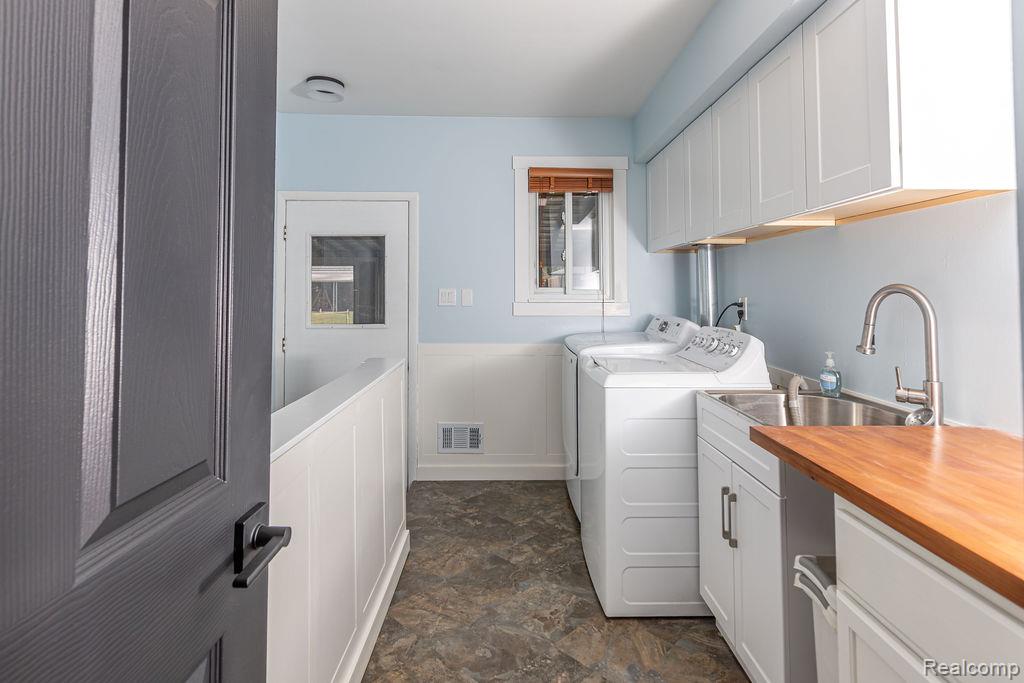 15270 Cambridge Drive, Fraser, MI 48026 — Photo 21